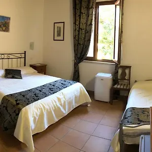 κάντε κράτηση εδώ