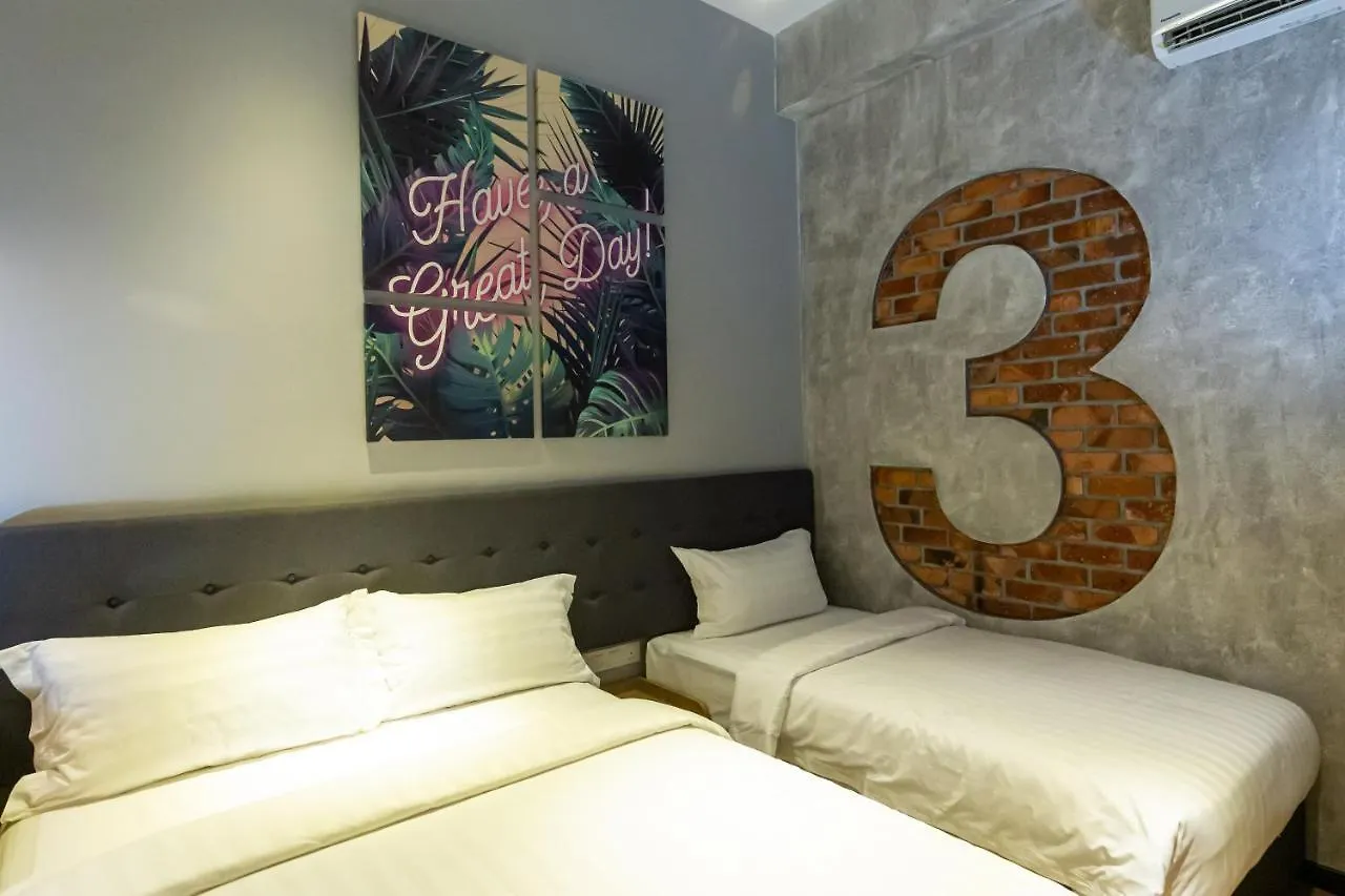 Brown Hotel George Town
